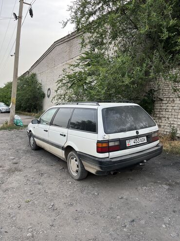 пассат нарын: Volkswagen Passat Variant: 1992 г., 1.8 л, Механика, Бензин, Универсал