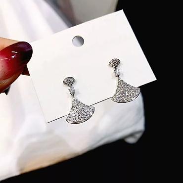 серьги конго: Серьги по 250 - 300 - 350с В наличии временные татуировки — 9