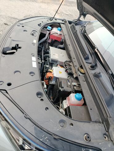 Другие Автомобили: Электромобиль Aion (кроссовер) — просторный салон, современная — 4