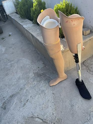 silikon protez diş: Məhsul: Ayaq protezi (budüstü protez komplekti) Təsvir: - Budüstü — 3