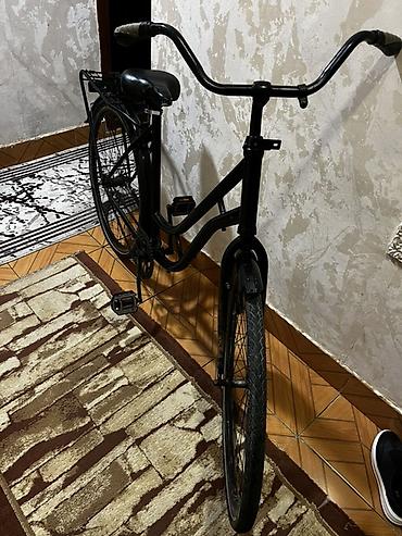 Velosipedlər: 28 likdir real aliciya endirim olacaq unvan baki seheri bine qesebesi — 2