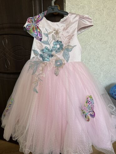 одежда для девочки: Детское платье, цвет - Розовый, Б/у