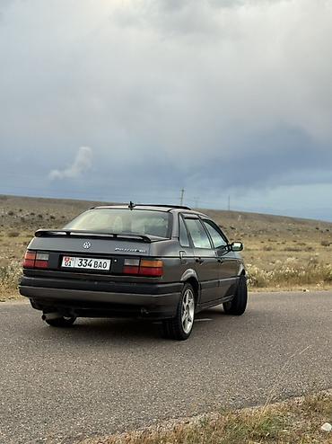 gac i60: Volkswagen Passat: 1991 г., 2 л, Механика, Бензин, Седан — 4
