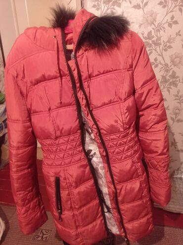 зимние куртки женские бишкек: Кожаная куртка, С капюшоном, M (EU 38)