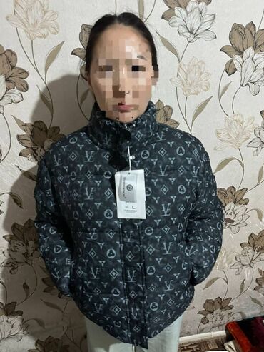 Кожаные куртки: Сатылат оптом баада контейнер жабылгандан кийин калган курткалар жаны — 1