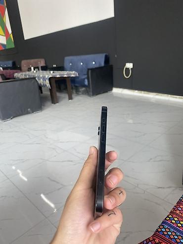 iphone ile barter: IPhone 16e, Qara, Simsiz şarj — 2