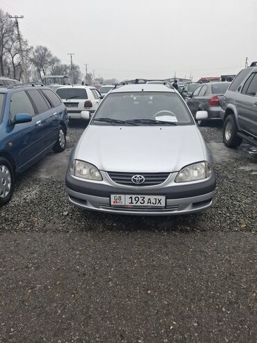 Toyota: Toyota Avensis: 2002 г., 1.9 л, Механика, Дизель, Универсал