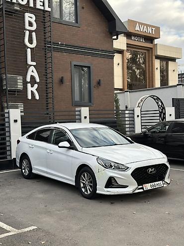 rav 4 2018: Hyundai Sonata: 2018 г., 2 л, Автомат, Газ, Седан — 2