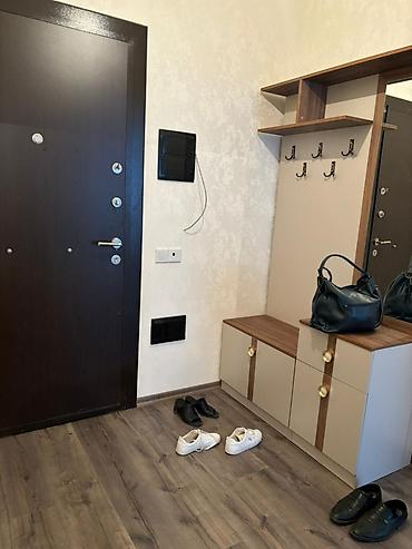 montinde kiraye ev: Melissa Park-da 2 otağa düzəlmiş mənzil əşyalı kirayə verilir. İstilik — 7