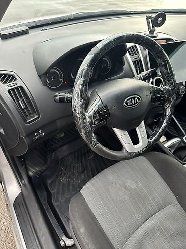 Kia: Kia Ceed: 1.6 l | 2009 il Universal — 9