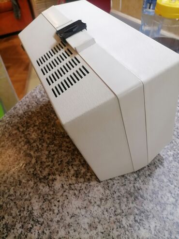 Inhalatori, nebulizatori: Inhalator Artsana kao nov je. 

Kompletan. Odličan. Profi — 8