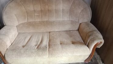 продам мебель бу в бишкеке: Мягкий диван и кресло. обращаться по телефону