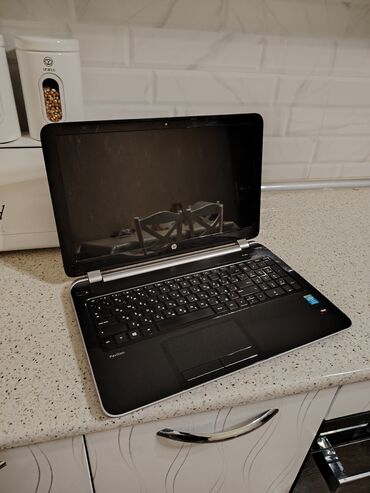телефон fly q: İşlənmiş HP Pavilion, 15.6 ", Intel Core i5, 256 GB, Pulsuz çatdırılma