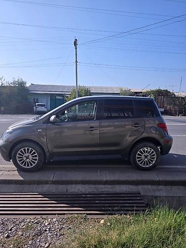 таета марк 2: Toyota Ist: 2004 г., 1.5 л, Автомат, Бензин, Хэтчбэк — 3