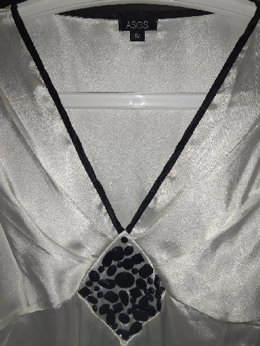 Προσωπικά αντικείμενα: Asos dress φόρεμα λευκό με μαύρα στολίδια πέτρες σε άλφα γραμμή αέρινο