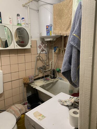 купить квартиру в токмаке запорожская обл: 3 комнаты, 55 м², Хрущевка, 3 этаж, Старый ремонт