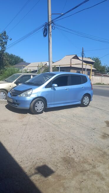 одиссей первый кузов: Honda Fit: 2002 г., 1.3 л, Вариатор, Бензин, Хетчбек