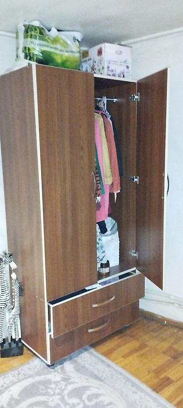İki qapılı paltar şkafı - Material: ağac teksturasına malik laminat lalafo.az -da İki qapılı paltar şkafı - Material: ağac teksturasına malik laminat