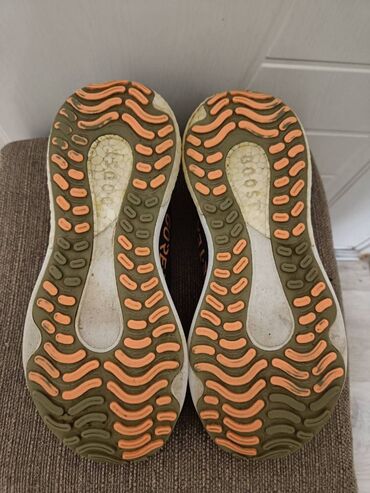 Patike: Patike, Adidas, veličina - 44 — 9