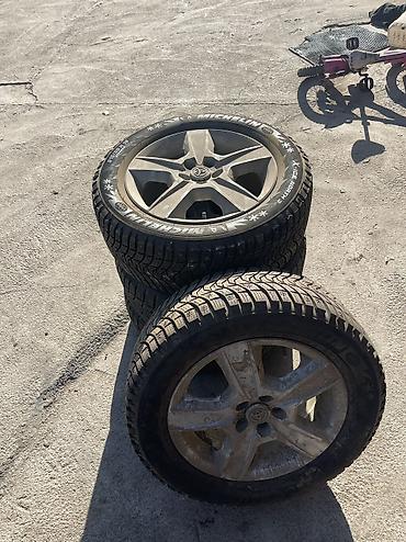 Шины: Салам алейкум всем Продаю диски на спринтер Одна скат двух скат всех — 17