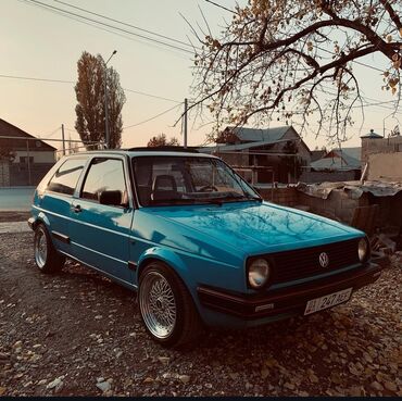 гольф 2 гитара: Автомобиль Volkswagen Golf, модель Mk2, представлен в трехдверном