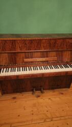 Gitaralar: Piano, Akustik, Ödənişli çatdırılma