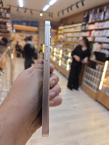 17 про сколько стоит: Samsung Galaxy S24+ 12/256 ГБ - Экран: 6.7" Dynamic AMOLED 2X, 120 — 2