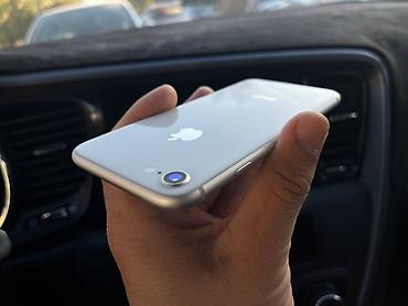 iphone s5: IPhone 8, Б/у, 64 ГБ, Белый, 100 % — 2