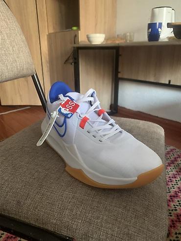 кроссовки мужские бу: Nike HV — мужские баскетбольные кроссовки - Размер: US 9 / UK 8 / EUR — 5