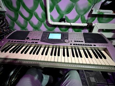 настольные игры футбол: Синтезатор-аранжировщик Yamaha PSR-2000 - Клавиатура: 61