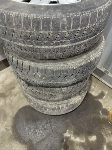купить бу резину r14: Шиналар 195 / 65 / R 15, Кыш, Колдонулган, Комплект, Жеңил унаалар, Италия, Bridgestone lalafo.kg да купить бу резину r14: Шиналар 195 / 65 / R 15, Кыш, Колдонулган, Комплект, Жеңил унаалар, Италия, Bridgestone