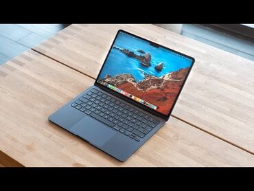 2.el netbook: Б/у Apple MacBook, 13.5 ", Apple M2, 256 ГБ