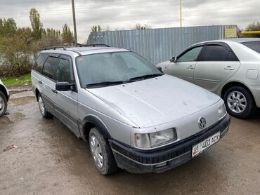 Volkswagen: Volkswagen Passat: 1988 г., 1.8 л, Механика, Бензин, Универсал