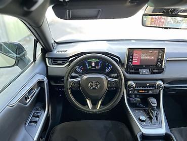 Toyota: Toyota RAV4: 2020 г., 2.5 л, Вариатор, Гибрид, Кроссовер — 16