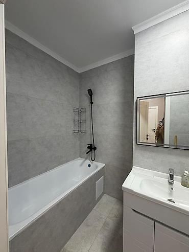 Продажа квартир: 🏡 Сдаётся просторная 3-комнатная квартира в Асанбае 📍 Локация — 9