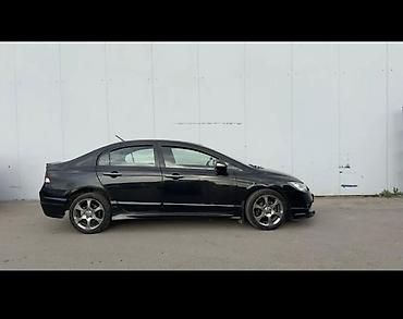 авто машина под выкуп: Honda Civic: 2010 г., 1.3 л, Автомат, Бензин, Седан — 4