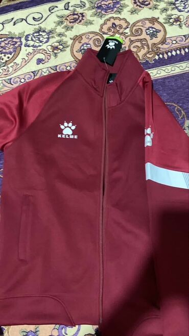 магазины мужской одежды в бишкеке: Спортивный костюм KELME бордовый вверх один выход почти новый низ
