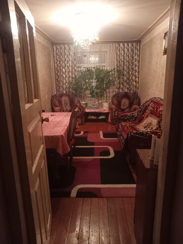 upd qesebesinde satilan evler: Гянджа, 3 комнаты, Вторичка, 70 м²
