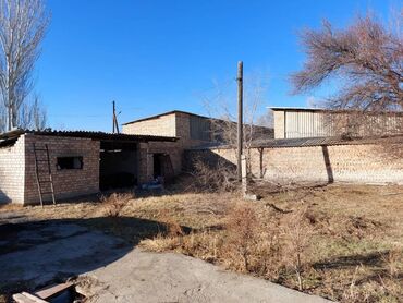 дом в селе дмитриевка: 150 м², 8 комнат, Требуется ремонт