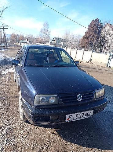 Volkswagen: Volkswagen Vento: 1996 г., 1.3 л, Механика, Бензин, Седан — 1