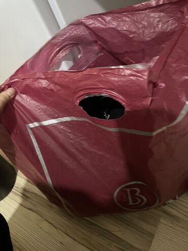 Другая женская одежда: Женские вещи отдам даром