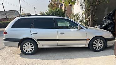 yto 1204: Toyota Avensis: 2002 г., 2 л, Механика, Дизель, Универсал — 1