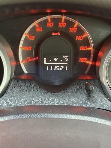 таблетки на фит: Honda Fit: 2010 г., 1.5 л, Автомат, Бензин, Хэтчбэк — 4