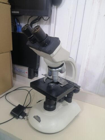 diş tortlari: Motic markalı bu binokulyar mikroskop laboratoriya, tədris və ya hobbi