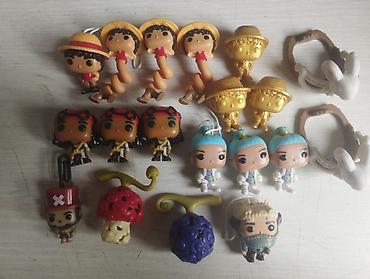 Kinder Joy One Piece Золотой луффи стоит 200 сом . Так же оьменрваю на