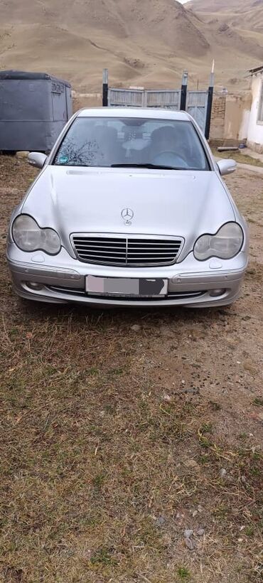 срочно продаю авто мерс: Mercedes-Benz C 200: 2002 г., 2 л, Автомат, Бензин, Седан