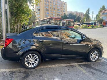 toyota prius satılır: Brilliance H230: 1.6 l | 2012 il | 20000 km Sedan