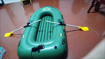 резиновая лодка: Продается резиновая лодка размер 230*125 см Грузоподьемность 250 -