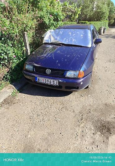 camry cr8061: Volkswagen Polo Classic (sedan), tamnoplava boja, 4 vrata. Ključne — 2
