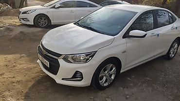 кия ро: Chevrolet Onix: 2020 г., 1 л, Автомат, Бензин, Седан — 2